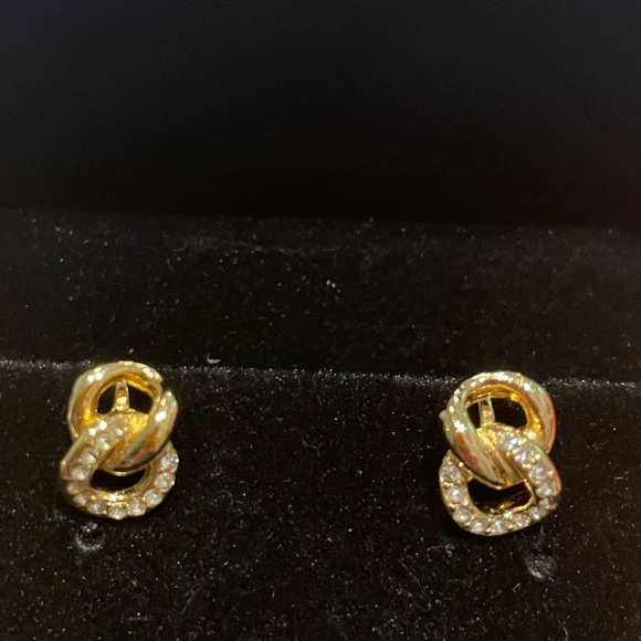 VTG Christian Dior Gold Chain-Link Clip-On Earring 100% Authentic - Picture 1 of 3